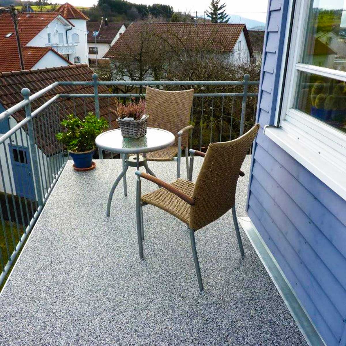 RENOfloor Steinteppich Balkon-Projekt — Kundenreferenz