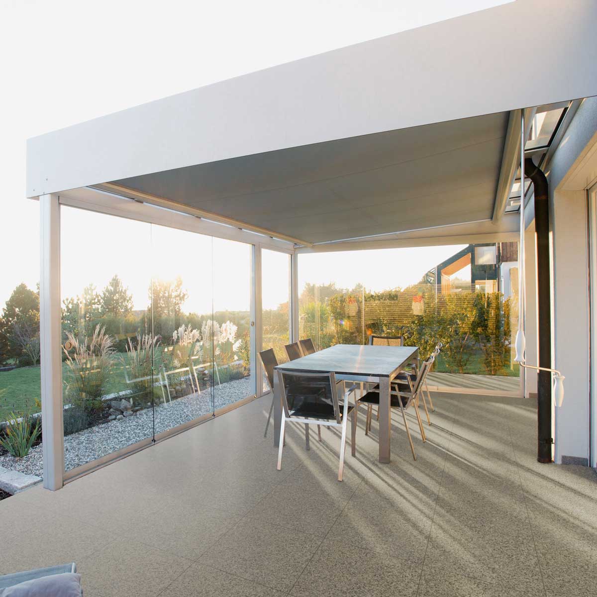 RENOfloor Steinteppich Balkon-Projekt — Kundenreferenz