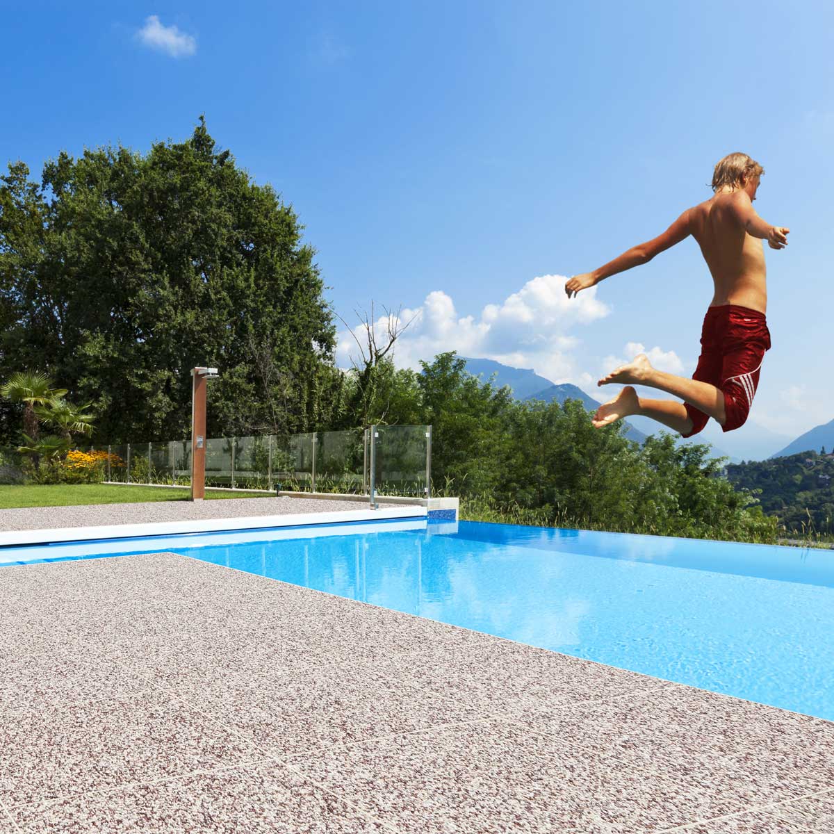 RENOfloor Steinteppich Terrasse-Projekt — Kundenreferenz
